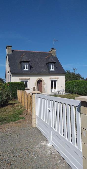 Maison Bretonne Plourhan Exterior photo